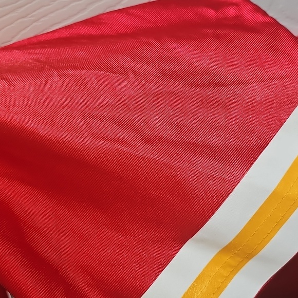 NFL authenic CHIEF JERSEY Red On-Field Jersey with White Logo - Picture 6 of 16
